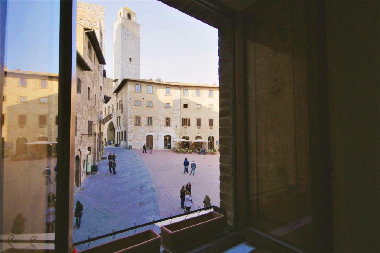 Medieval Palazzo Becci سان جيمينيانو المظهر الخارجي الصورة