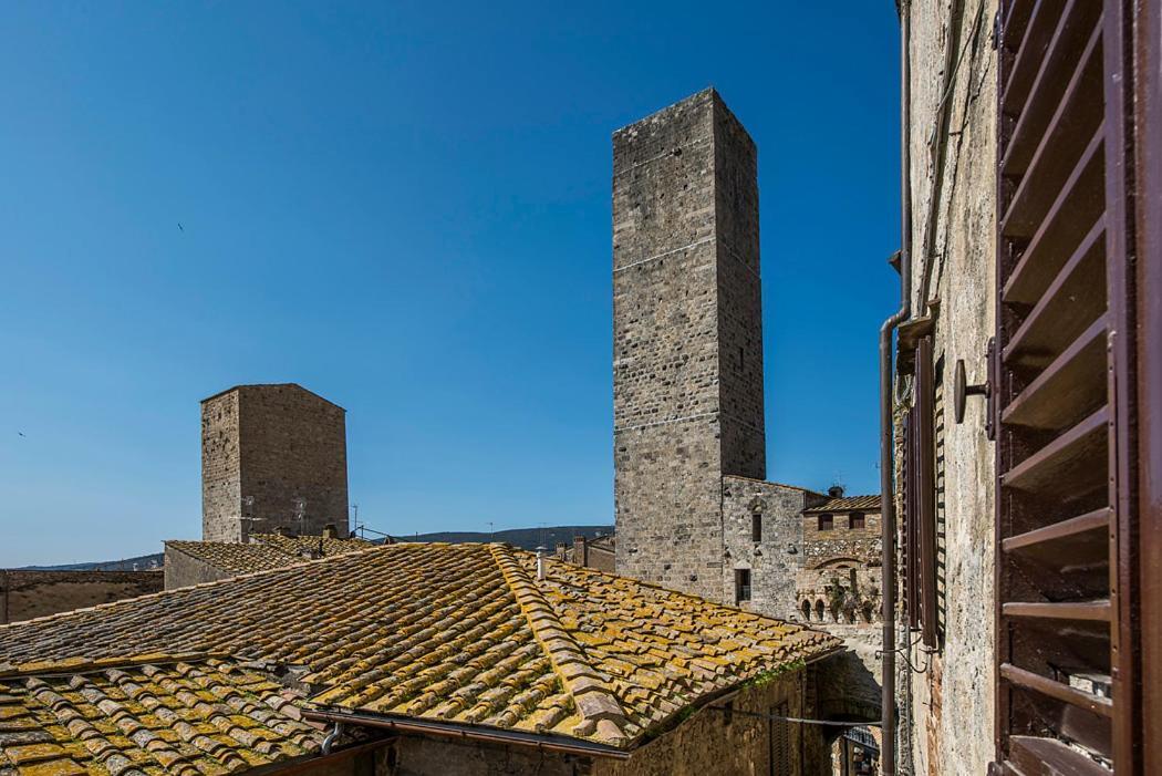 Medieval Palazzo Becci سان جيمينيانو المظهر الخارجي الصورة